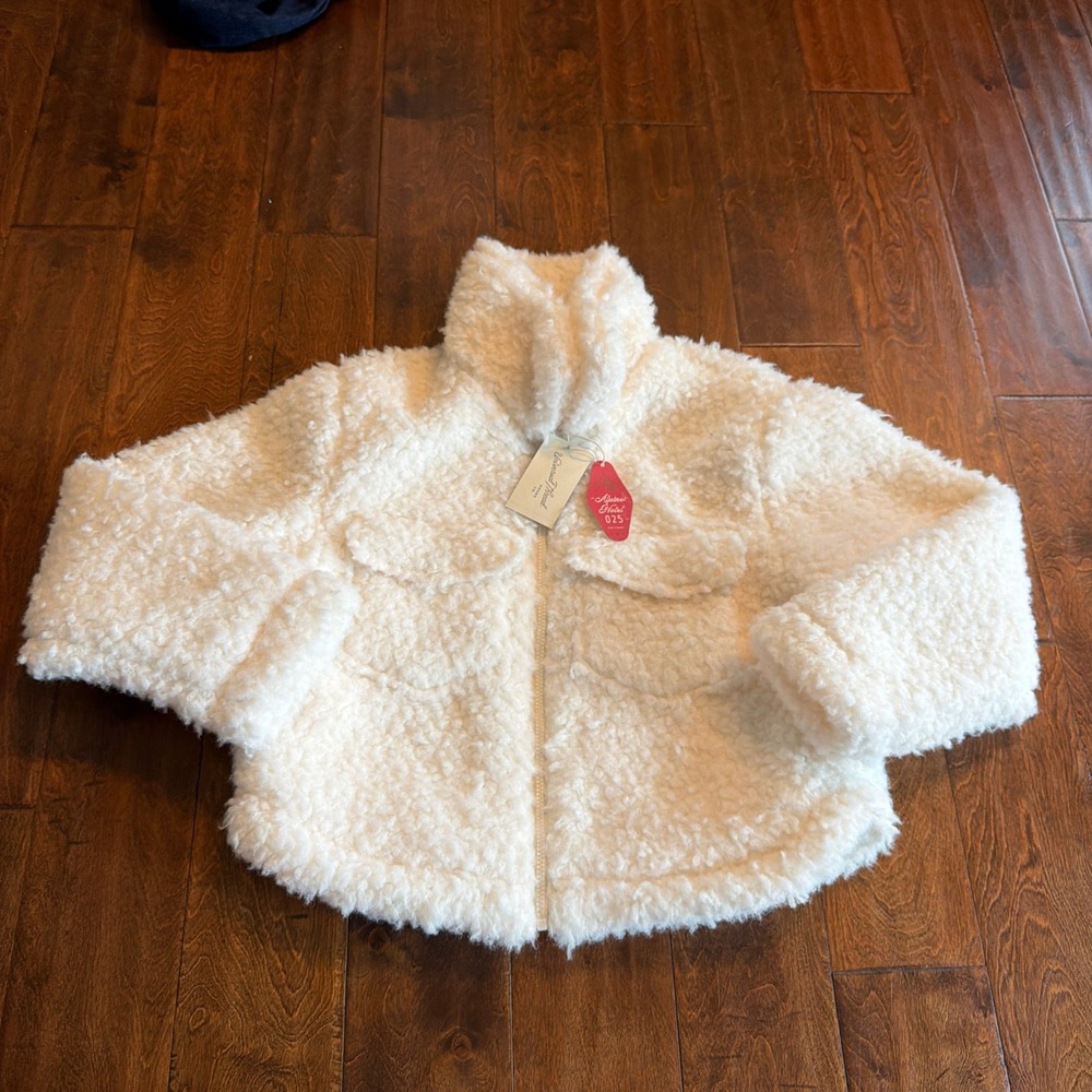 Universal Thread Cream Faux Shearling Teddy Jacket Shacket Full Zip Small NWT